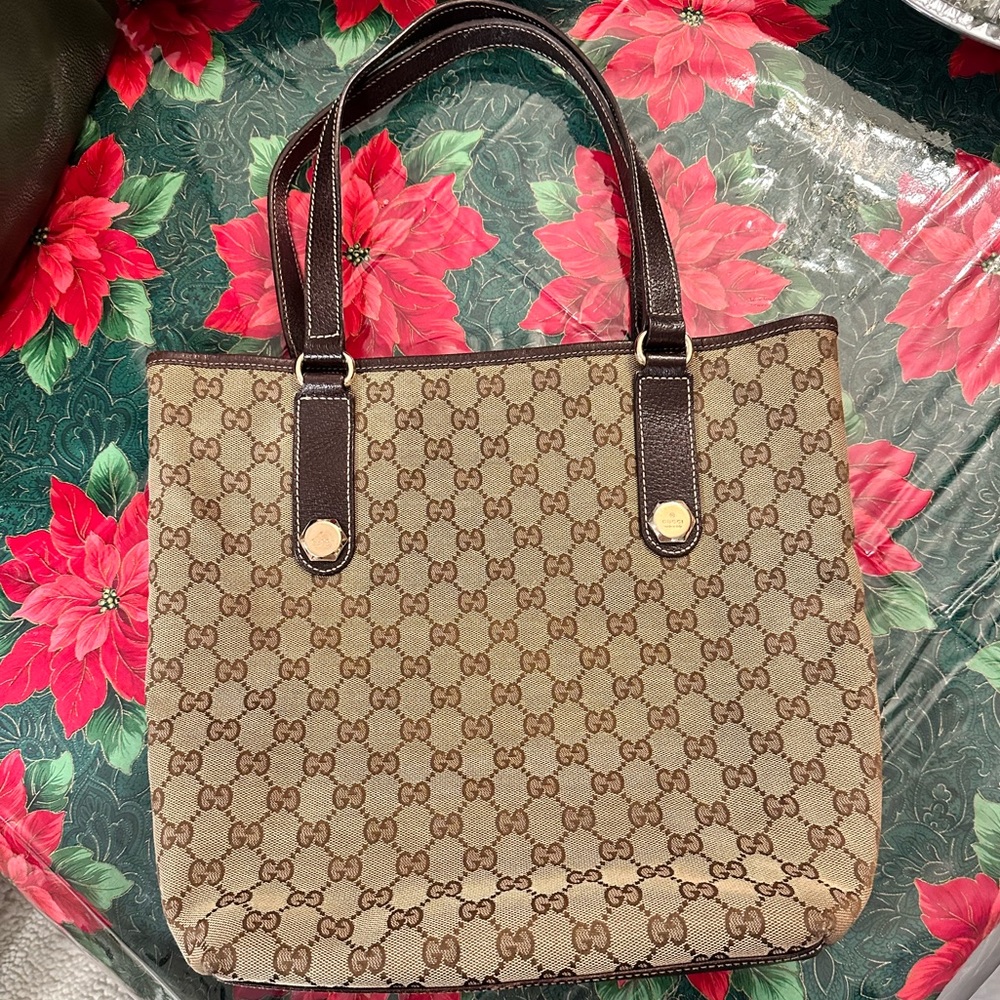 Gucci Charmy Tote